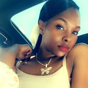 Meet your Posher, Rae